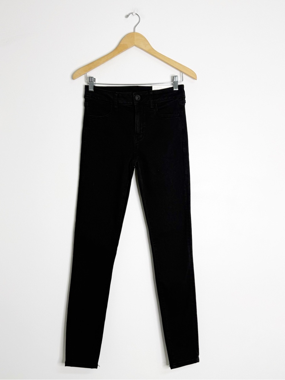 American Eagle Next Level Stretch High Rise Jegging Size 4 Long Black NWT